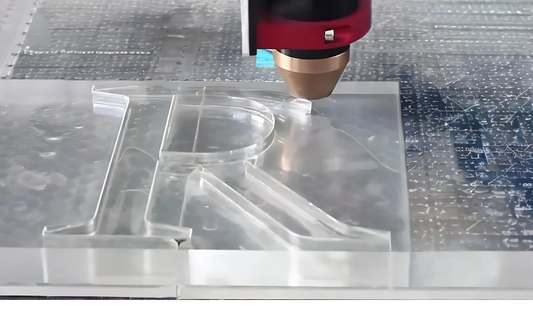 Lettere in Plexiglass taglio laser