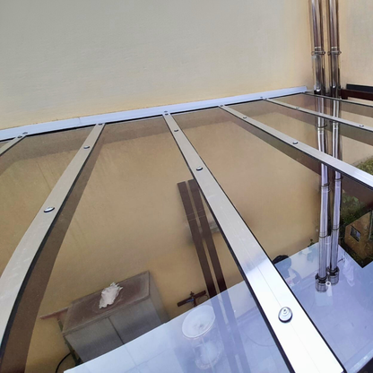 Sistema di giunzione in alluminio per lastre in policarbonato