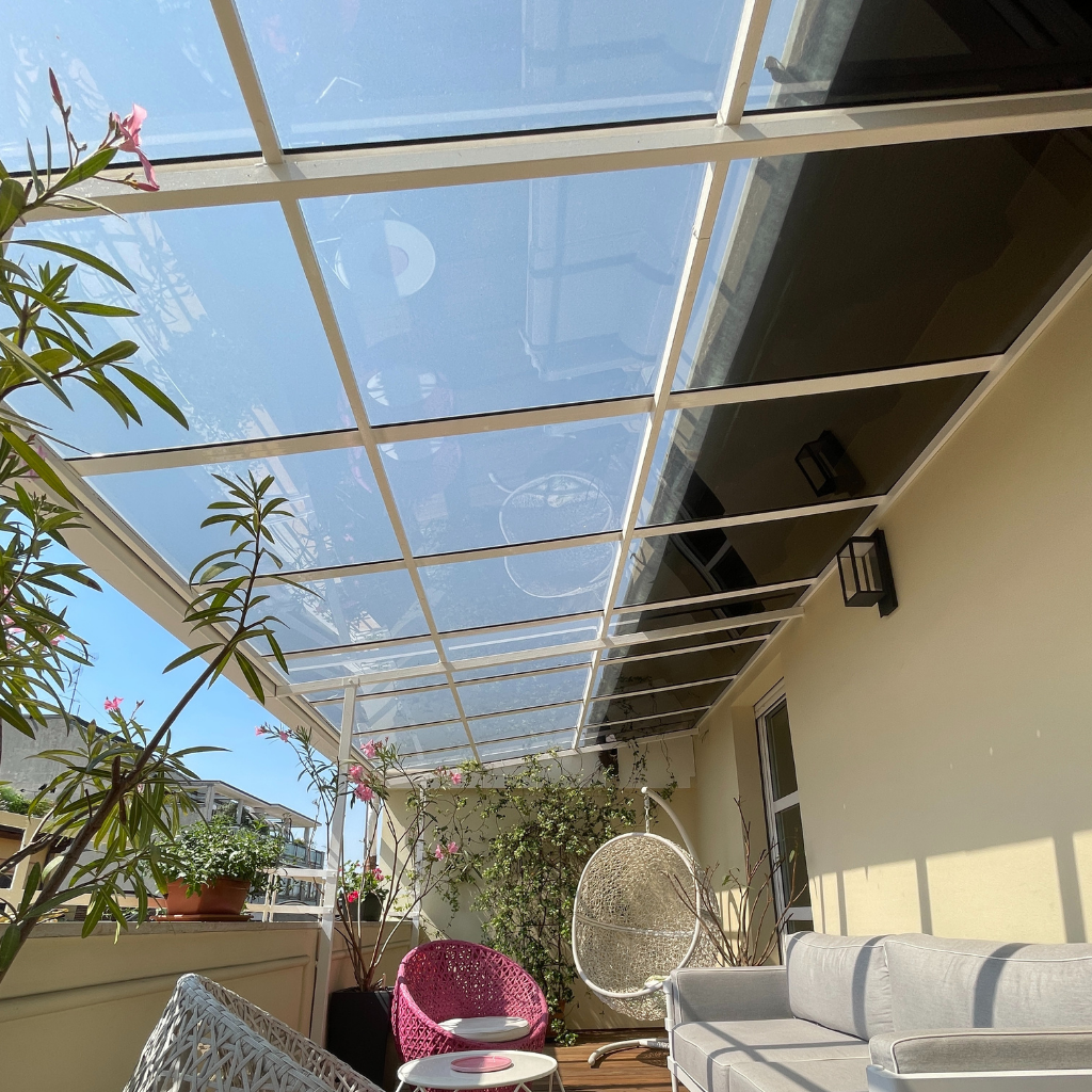 Sistema di giunzione in alluminio verniciato per tettoie