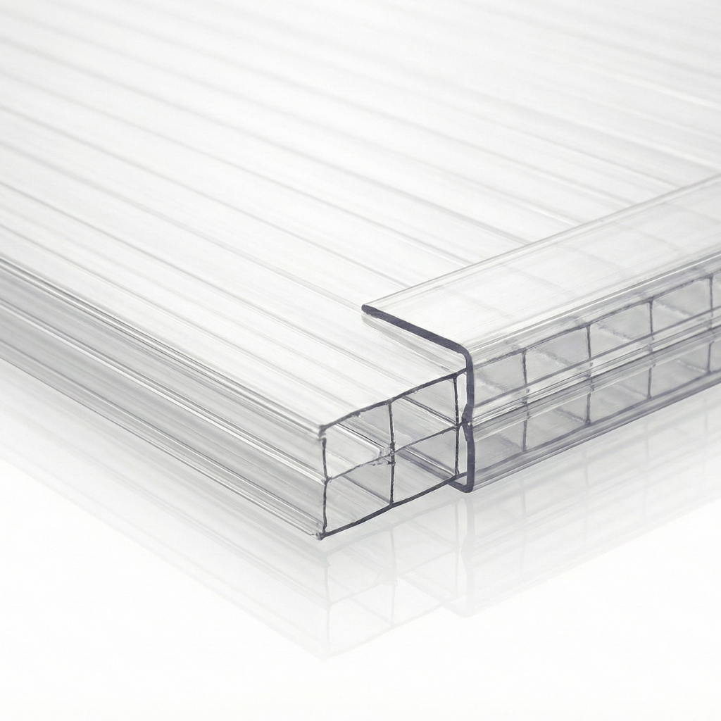 Dettaglio profilo di chiusura policarbonato per coperture