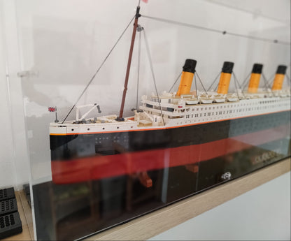 Teca in plexiglass trasparente per Lego Titanic